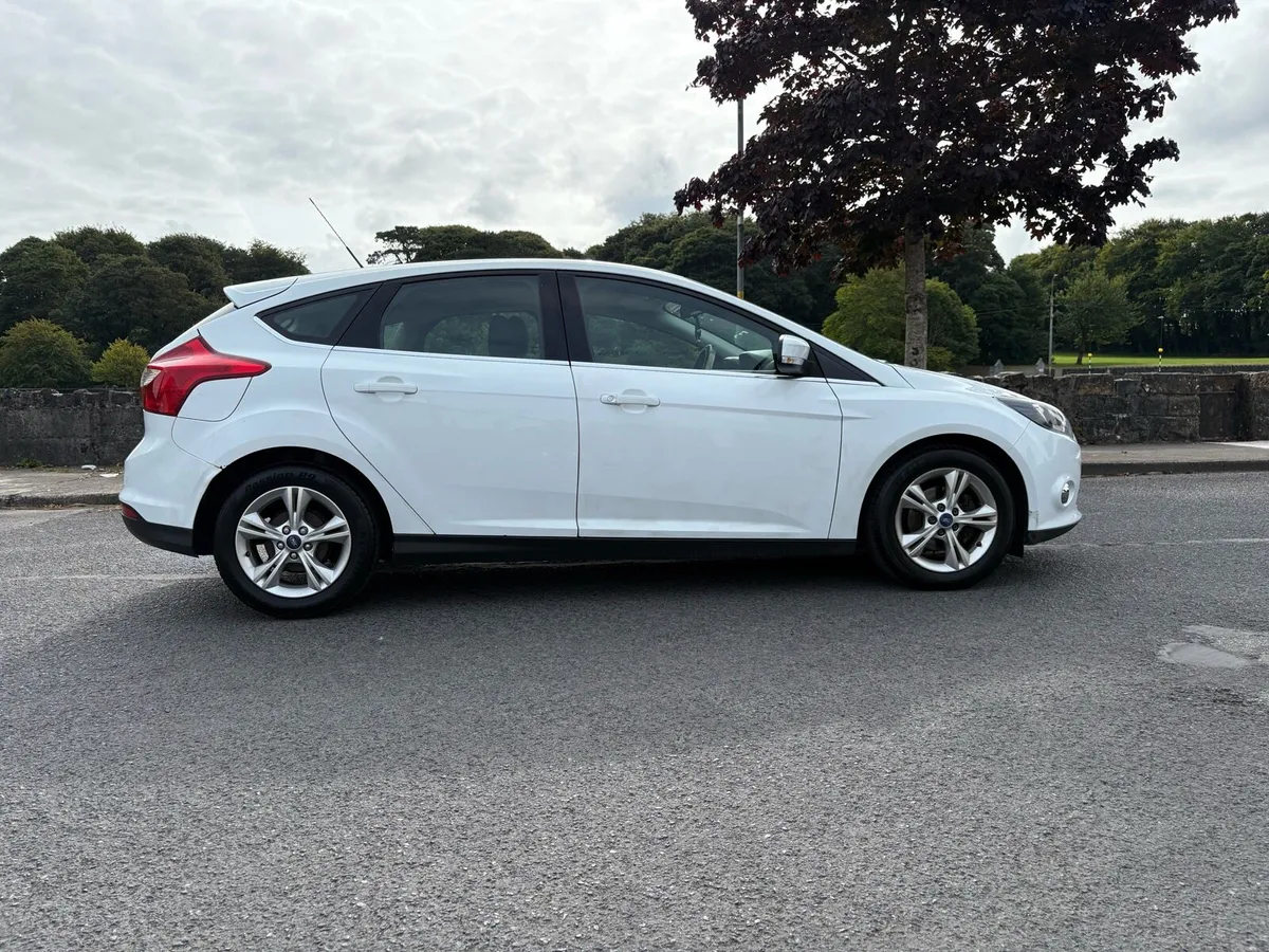 2013 (132) Ford Focus Zetec Model 1.6 TDCI - Image 2