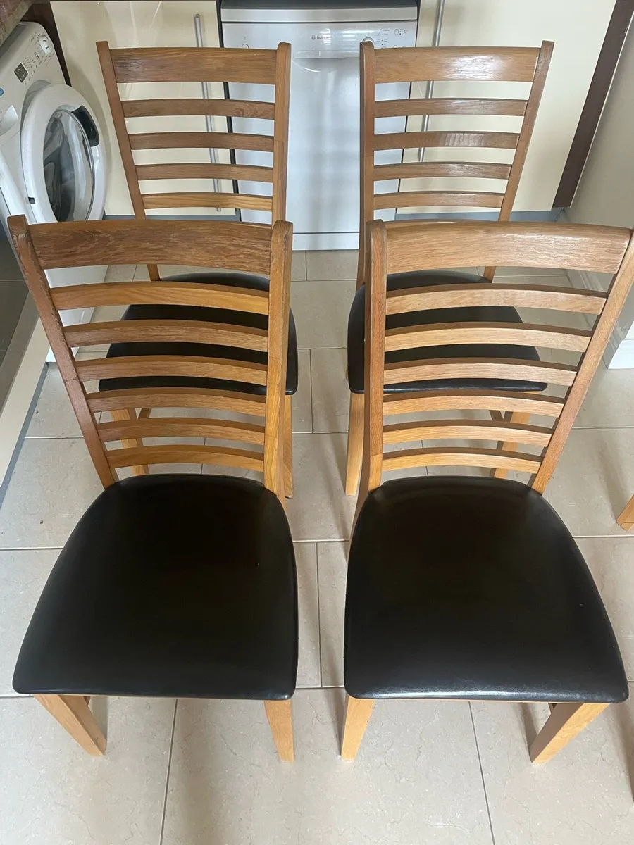 Dining table + chairs - Image 4