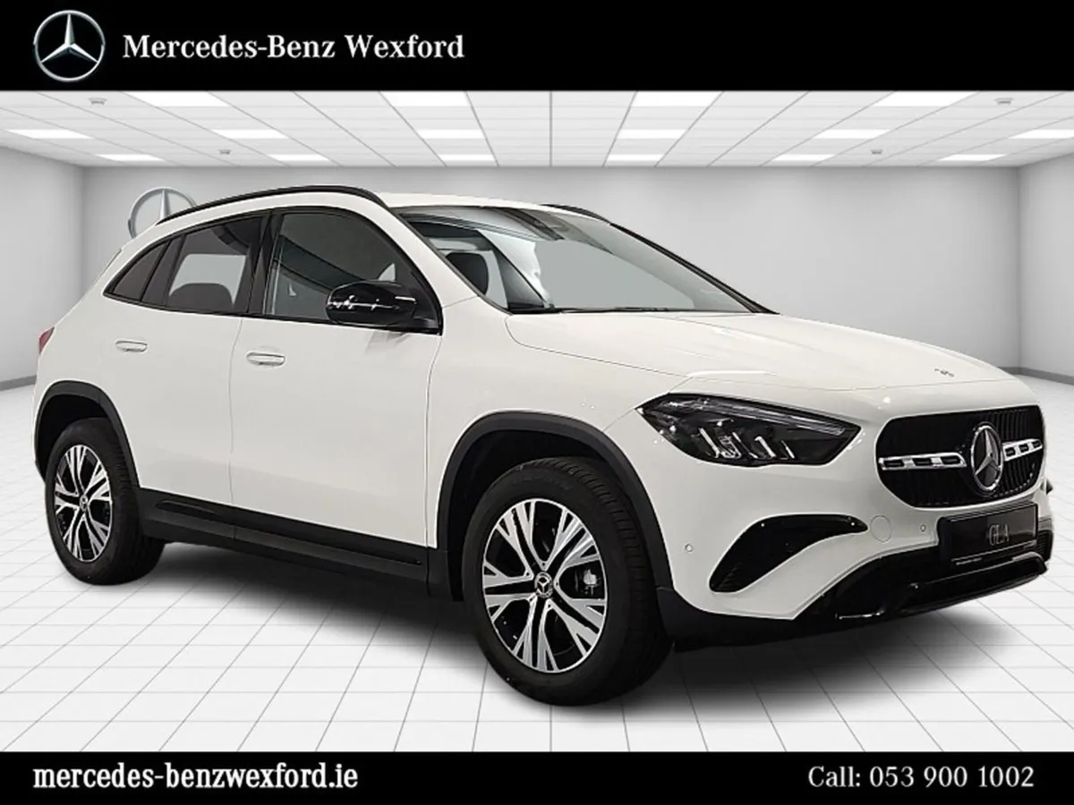 Mercedes-Benz GLA 200D Progressive With Nightpack - Image 3