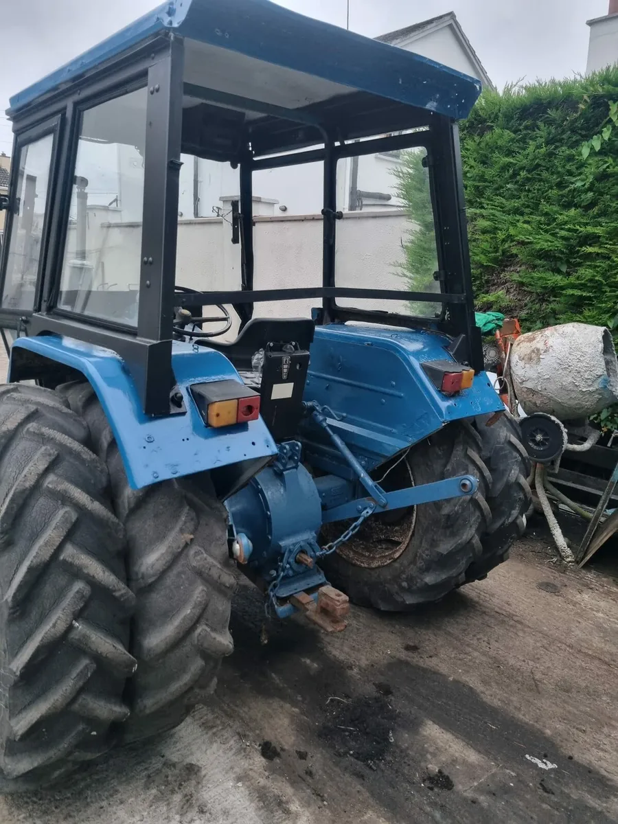 Ford 3000 Tractor & trailer - Image 2