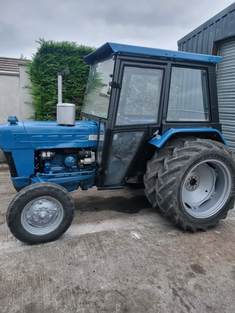 Ford 3000 Tractor & trailer - Image 3
