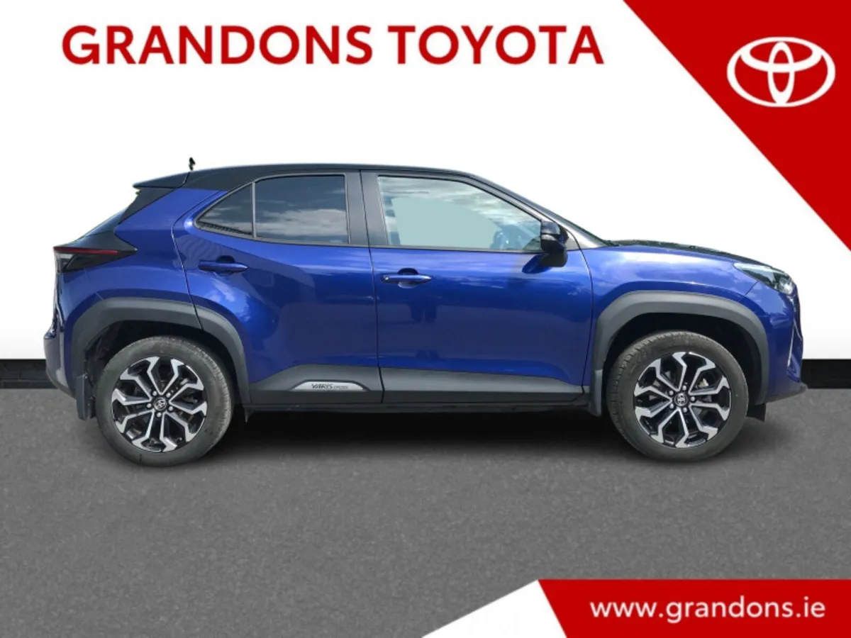 Toyota Yaris Cross LUNA SPORT BI-TONE  - GRANDONS - Image 3