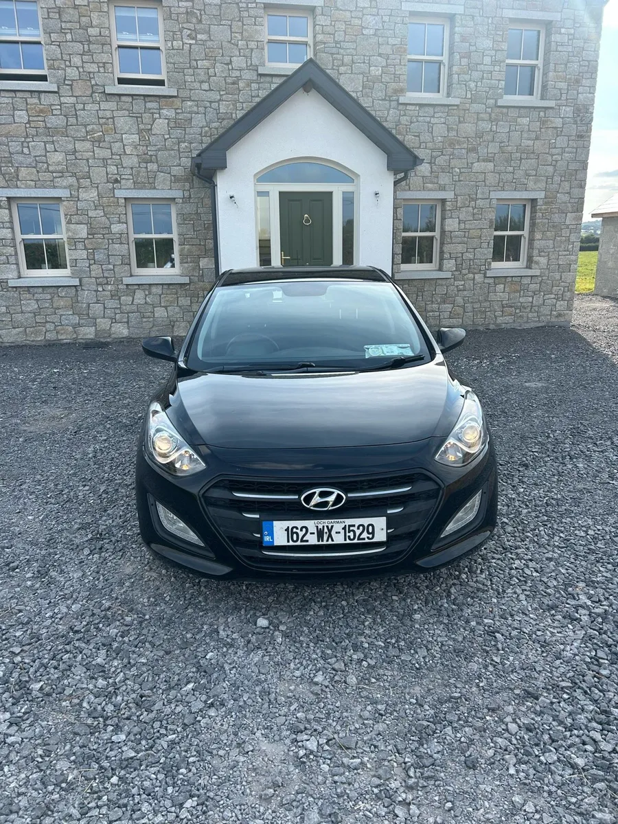 162 Hyundai i30 For Sale - Image 2