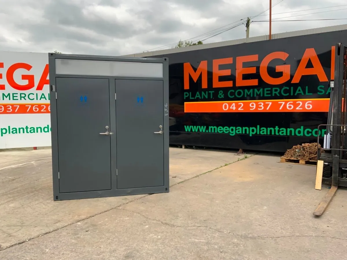 UNUSED DOUBLE CUBICLE TOILET POD.......1045m. - Image 1