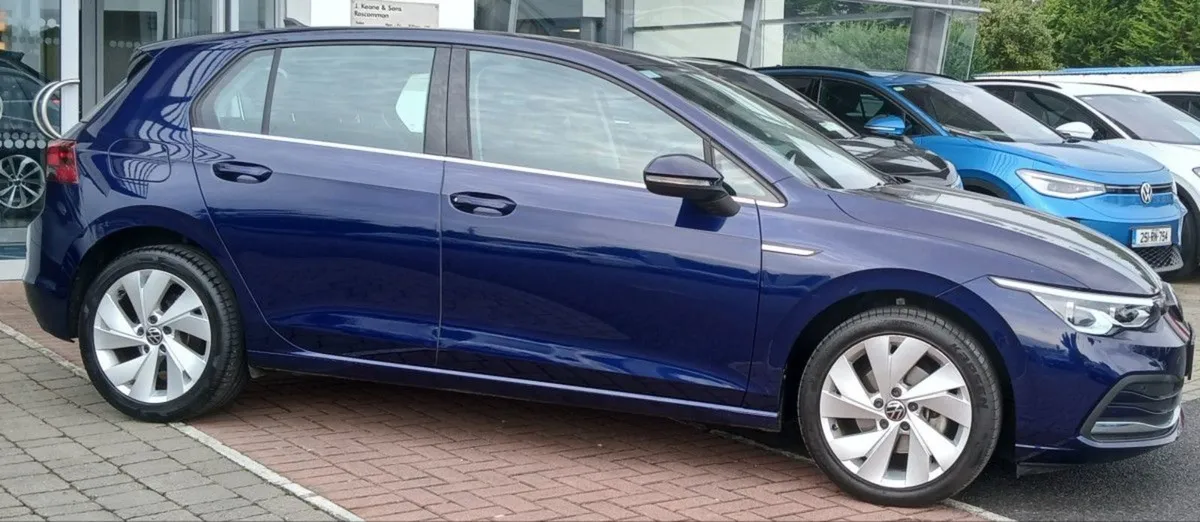 Volkswagen Golf Style 1.5 Etsi 130HP DSG Mhev  re - Image 2