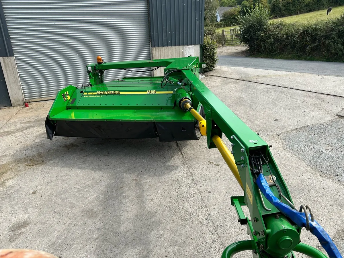 John Deere 1365 - Image 2