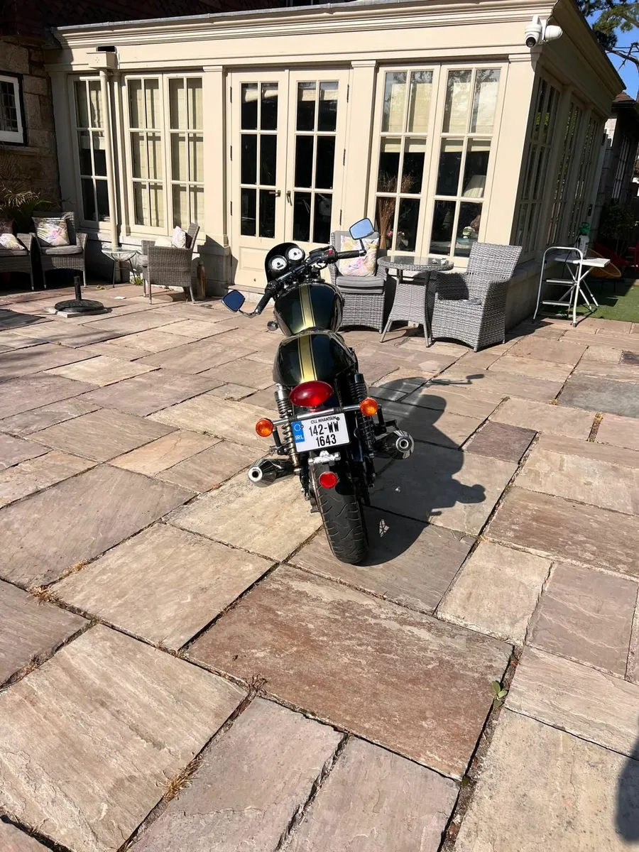 For Sale: 2014 Triumph Thruxton – Only 1,600 Miles - Image 4