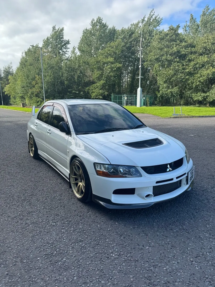 Mitsubishi Evo IX FQ340 - Image 1