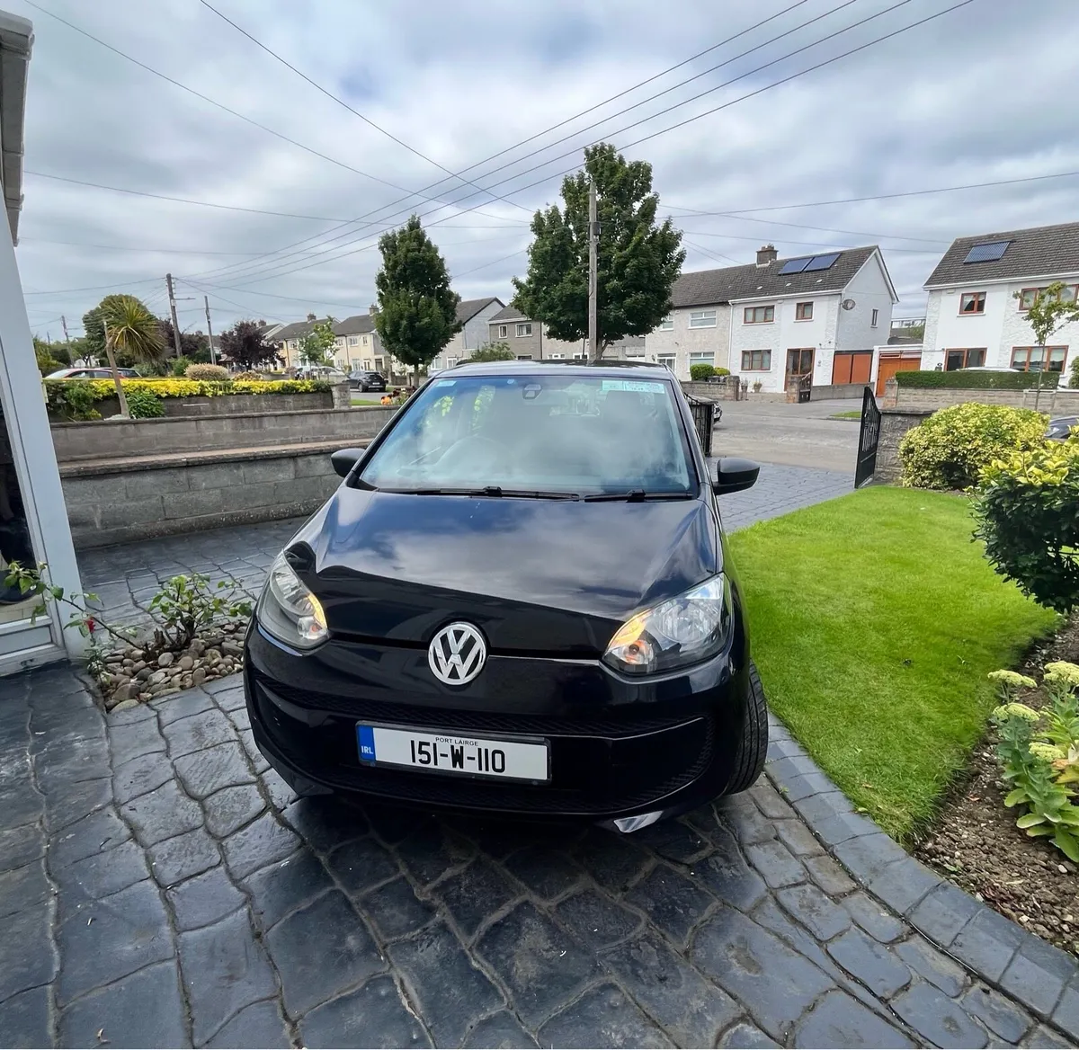 Volkswagen UP - Image 1