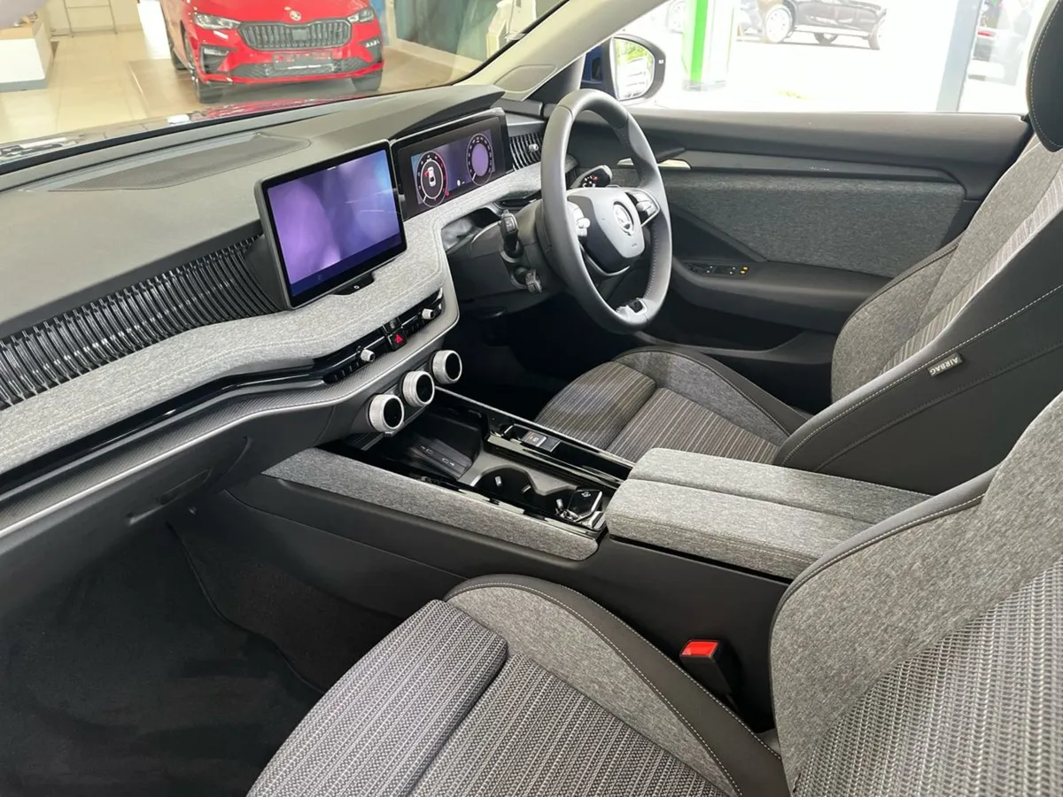 Skoda Superb Selection 2.0 TDI 150HP DSG - Image 3