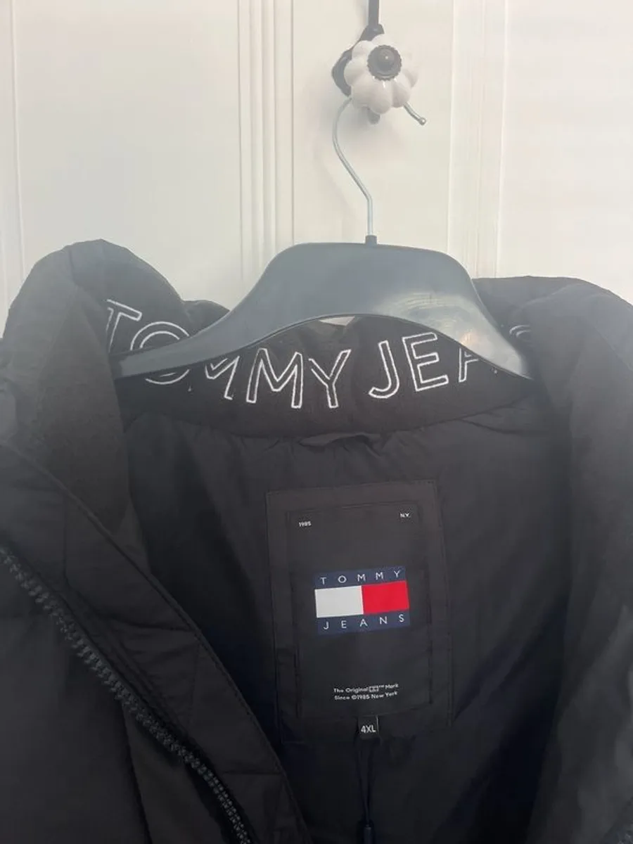Mens Tommy Hilfiger Gilet - Image 3