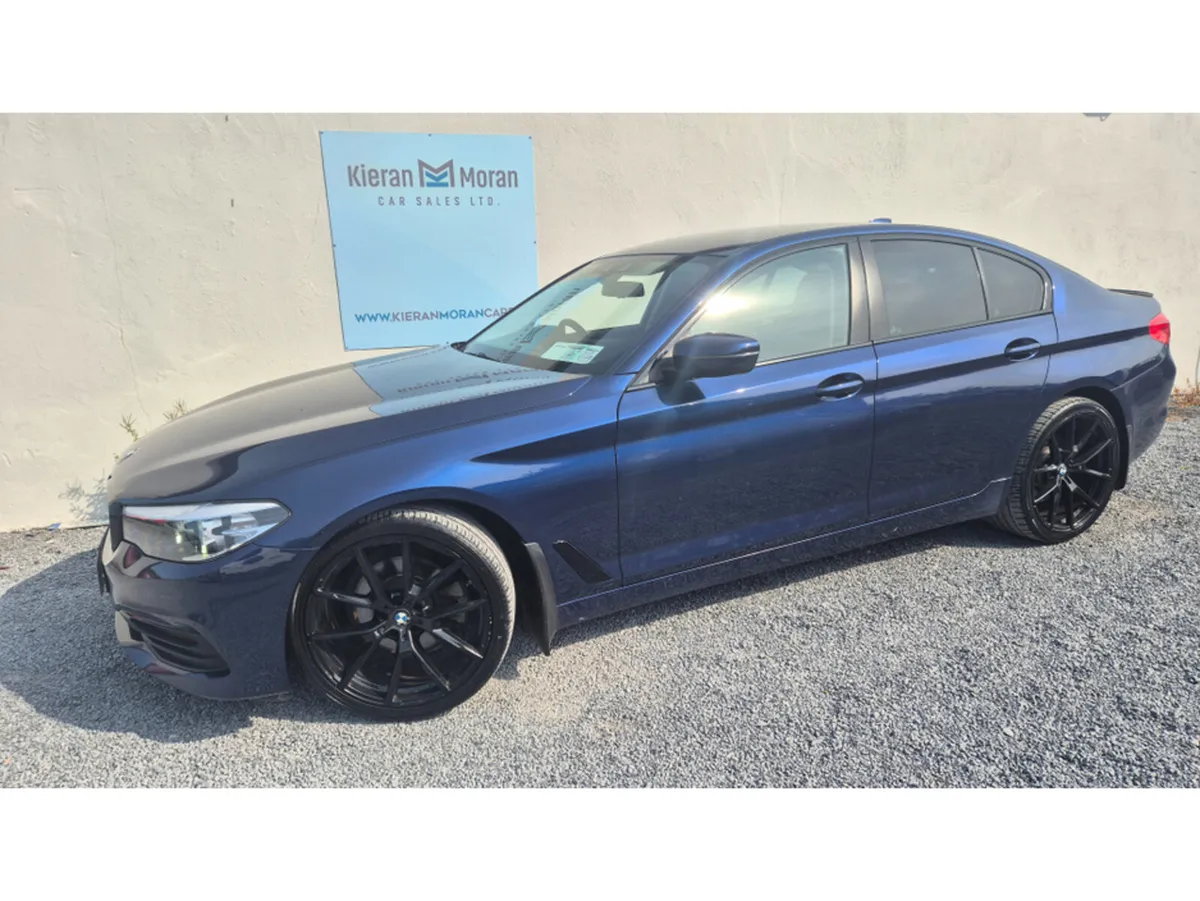 BMW 5-Series 520d AUTO - Image 1