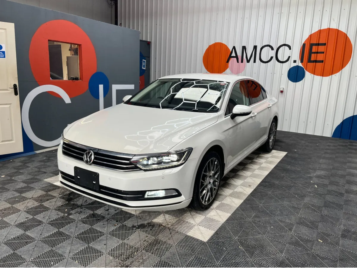 Volkswagen Passat 1.4 TSI COMFORT LINE / 34k KMs / - Image 3