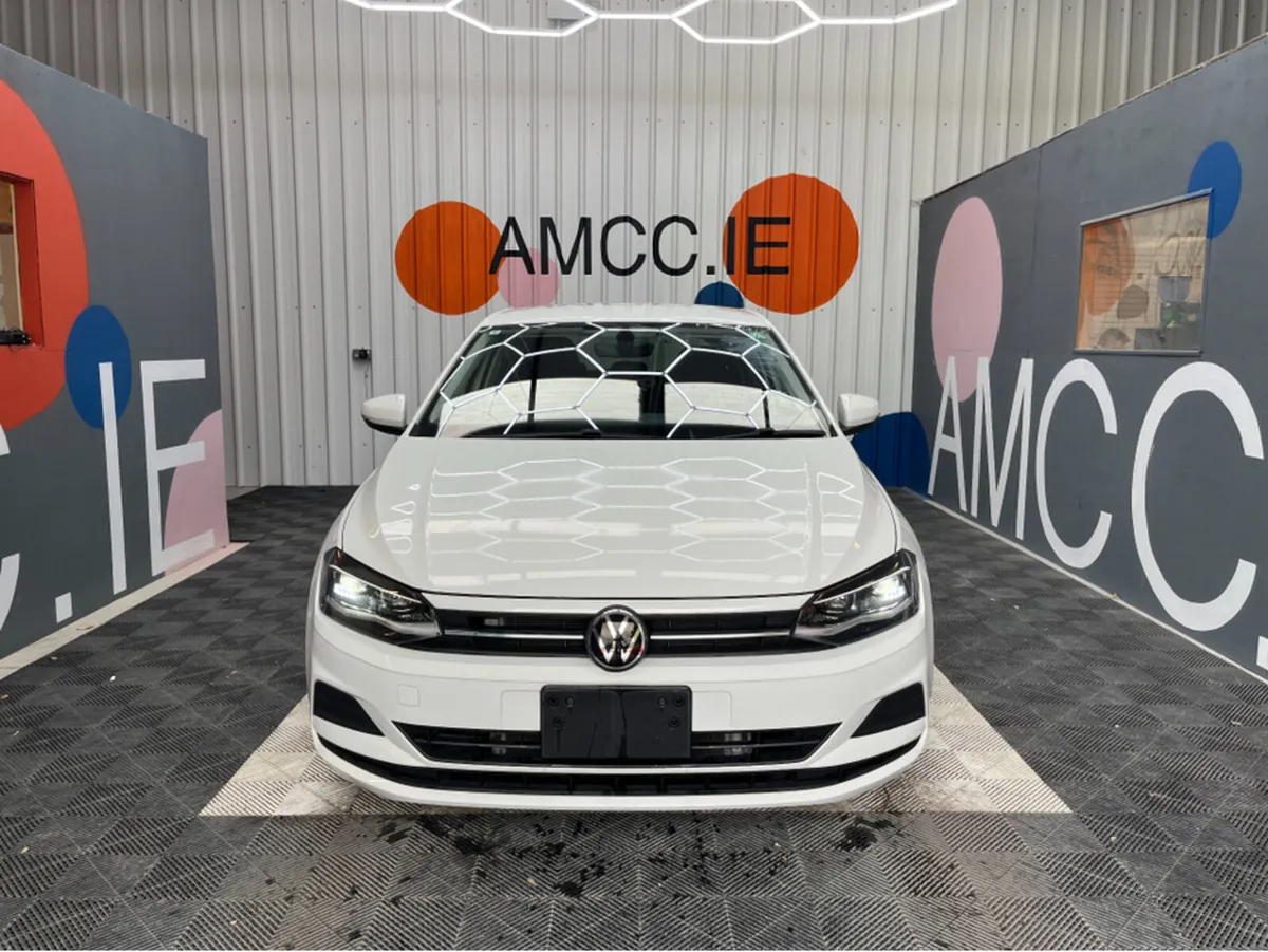 Volkswagen Polo 1.0 TSI COMFORT LINE / 38k KMs / R - Image 2