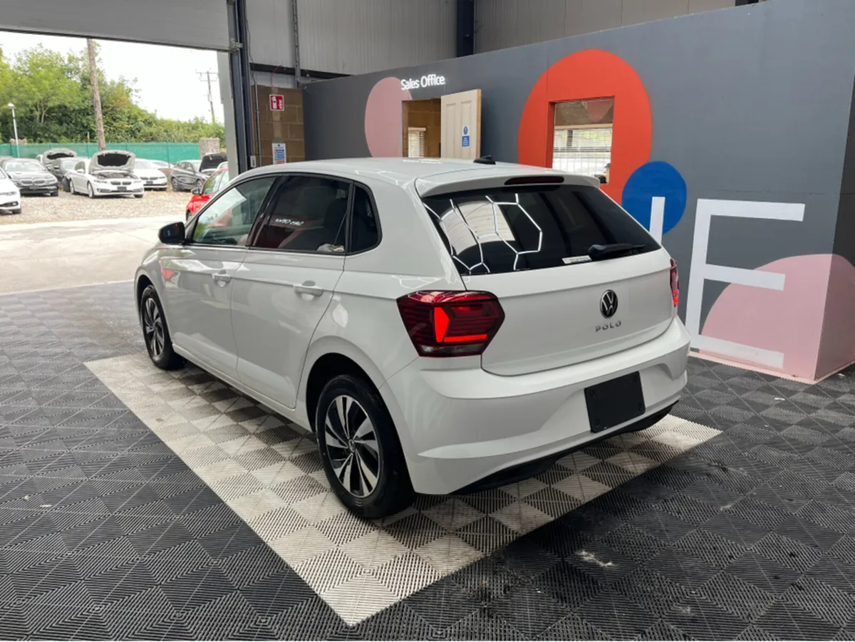 Volkswagen Polo 1.0 TSI COMFORT LINE / 38k KMs / R - Image 4