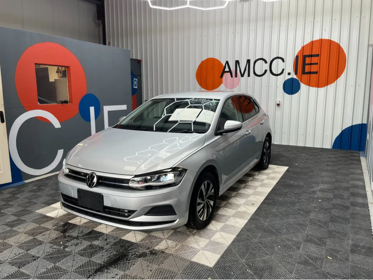 Volkswagen Polo 1.0 TSI COMFORT LINE / 3k KMs / RE - Image 3
