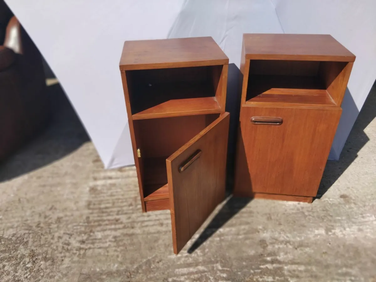 Vintage lockers - Image 2