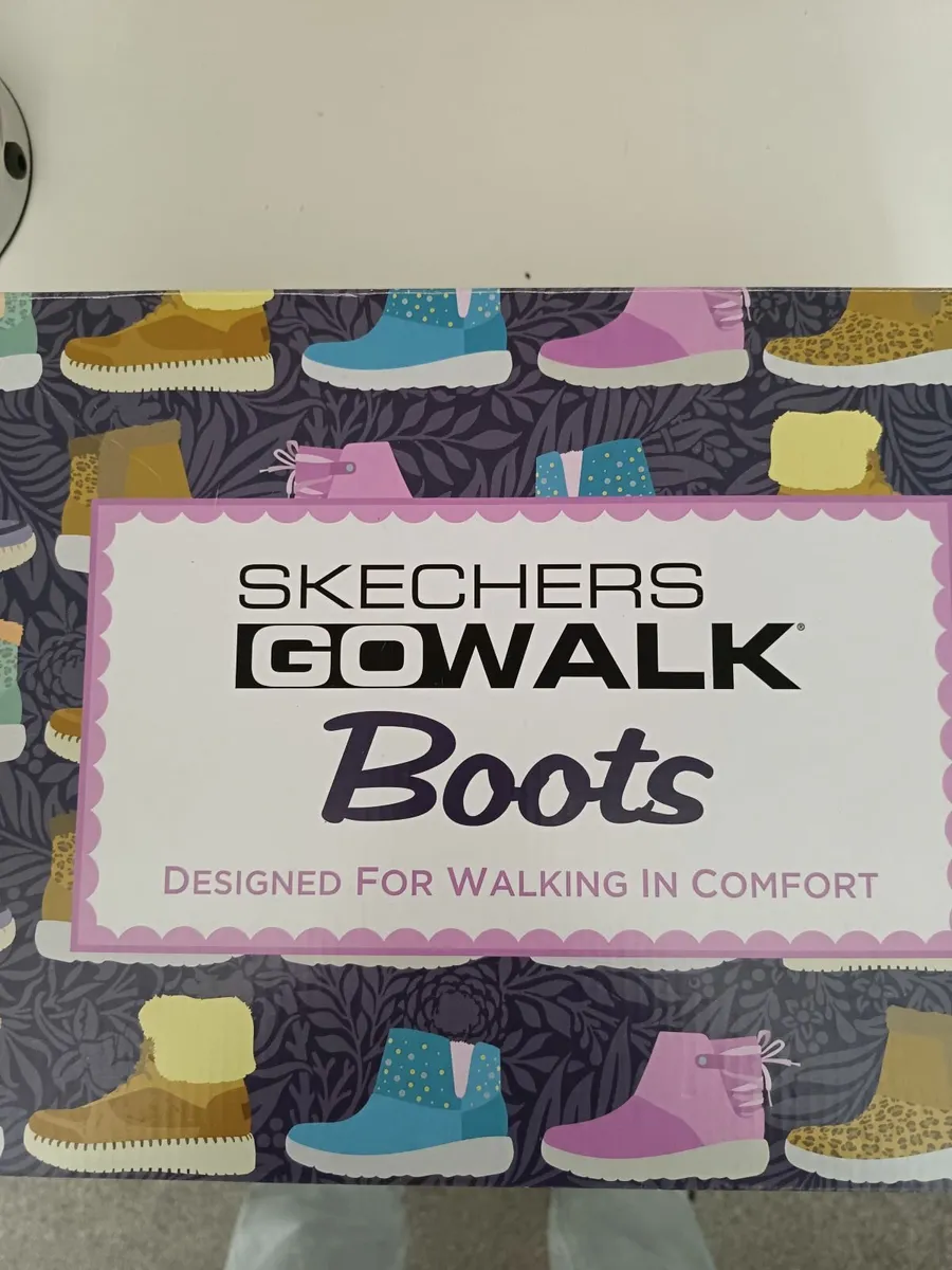 Sketchers boots - Image 2