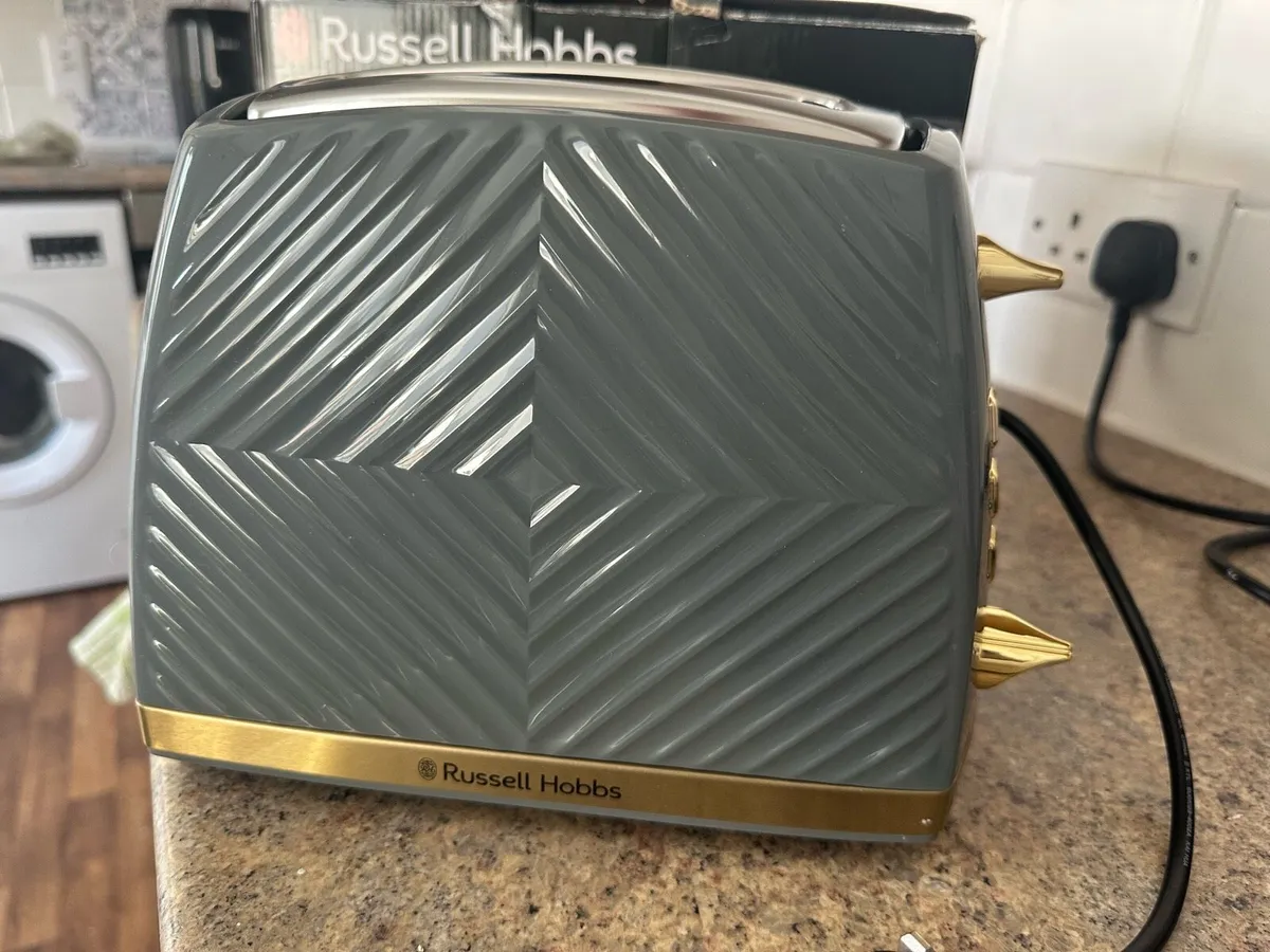 Toaster - Image 3