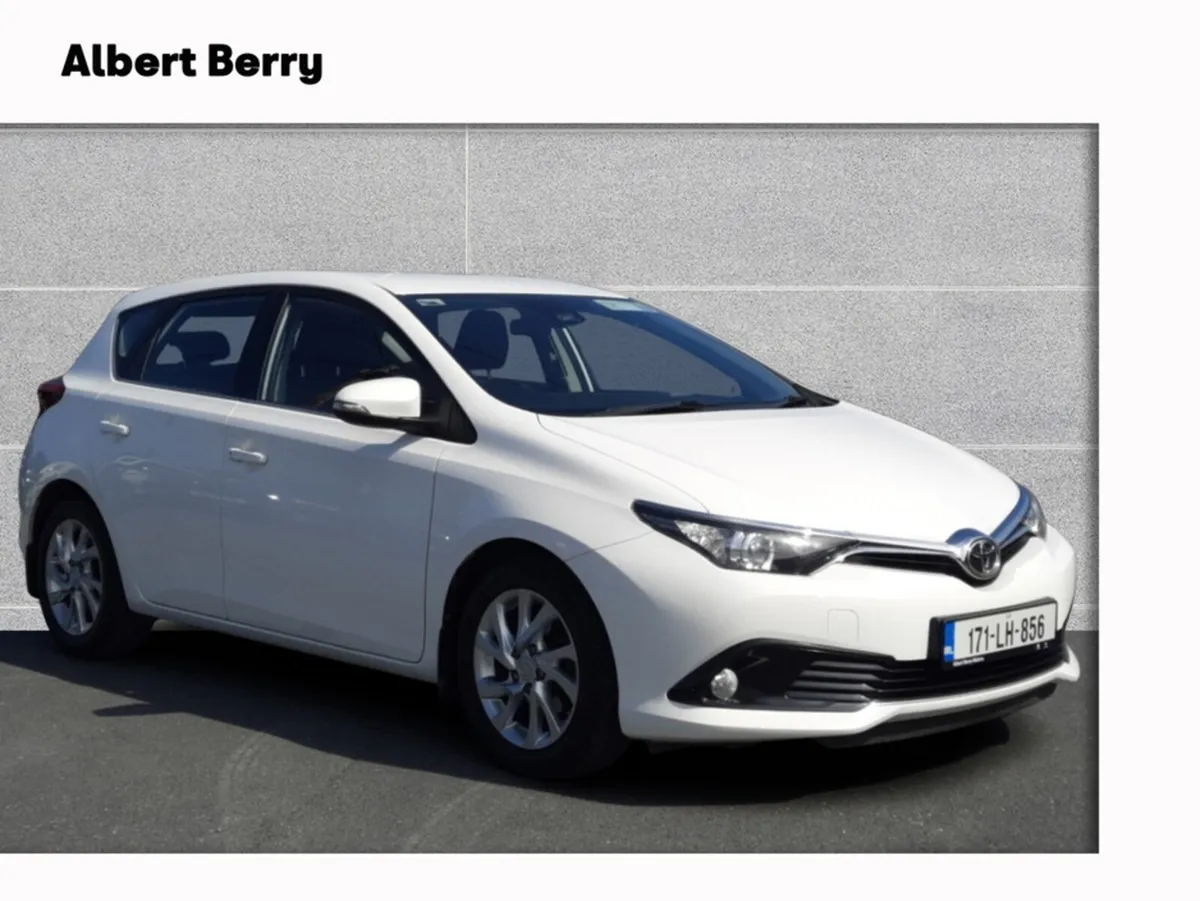 Toyota Auris 1.4 D-4D LUNA 4DR - Image 1
