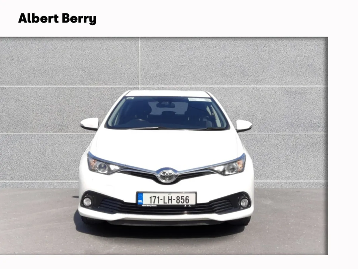 Toyota Auris 1.4 D-4D LUNA 4DR - Image 2
