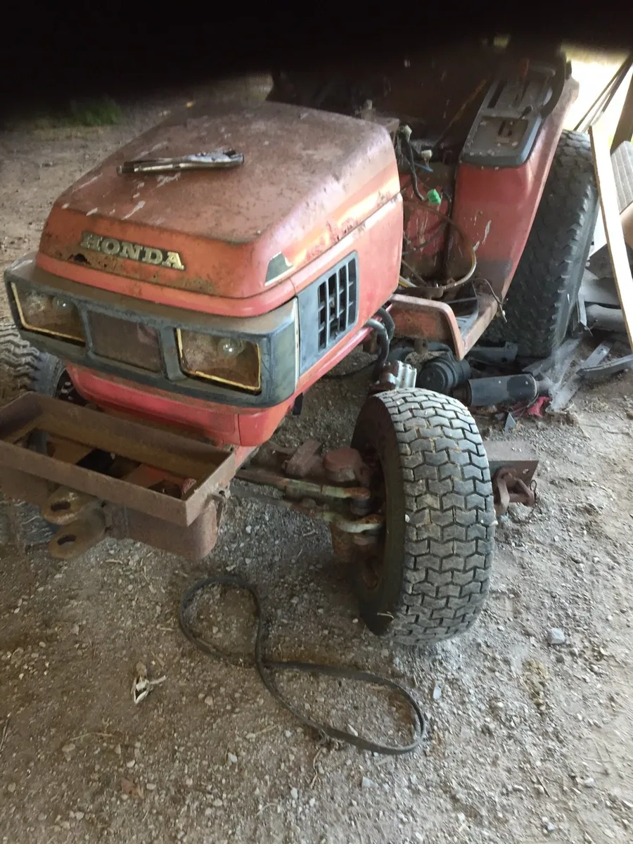 Two tractor, 414 international and Honda mini trac - Image 4