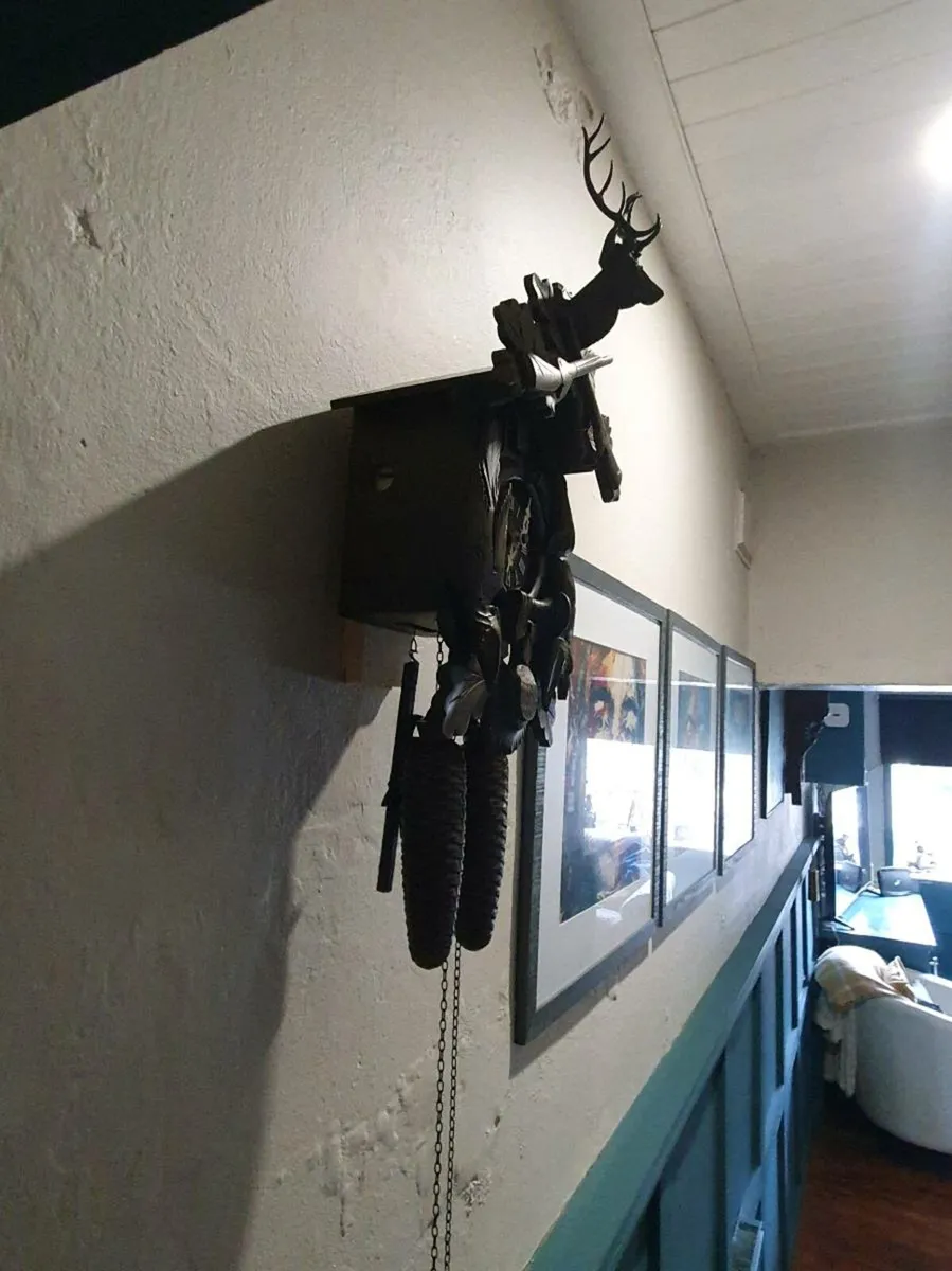8 day Cuckoo clock - Image 4