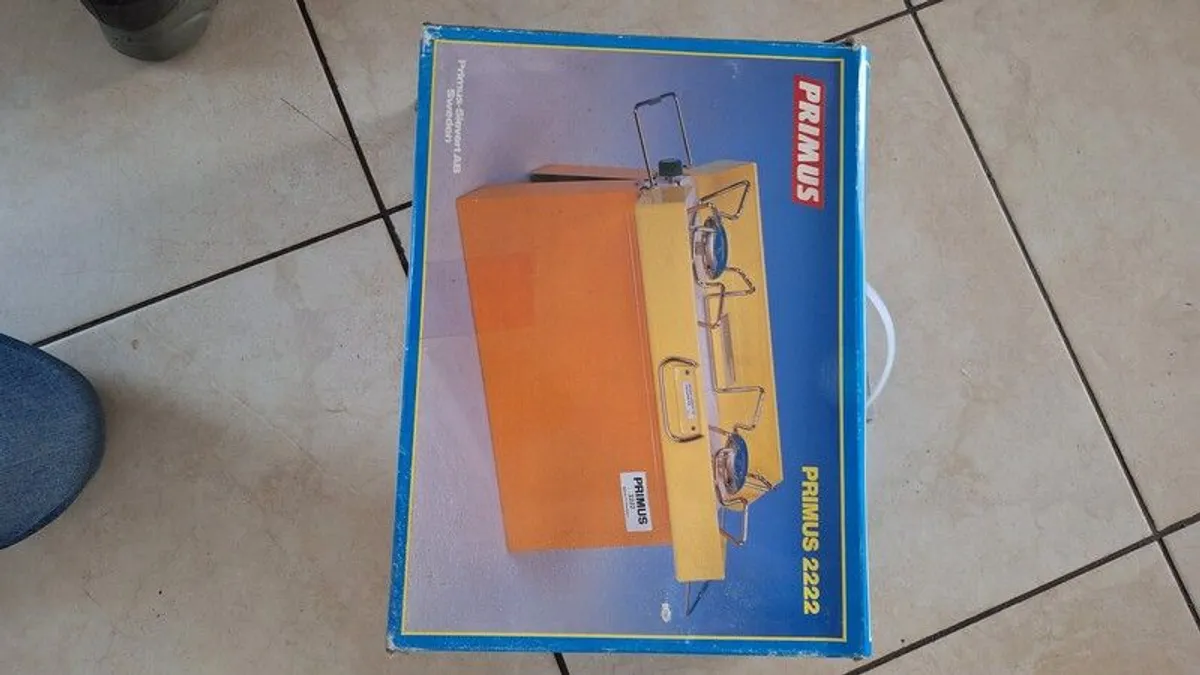 Vintage Primus 2222 camping stove - Image 3