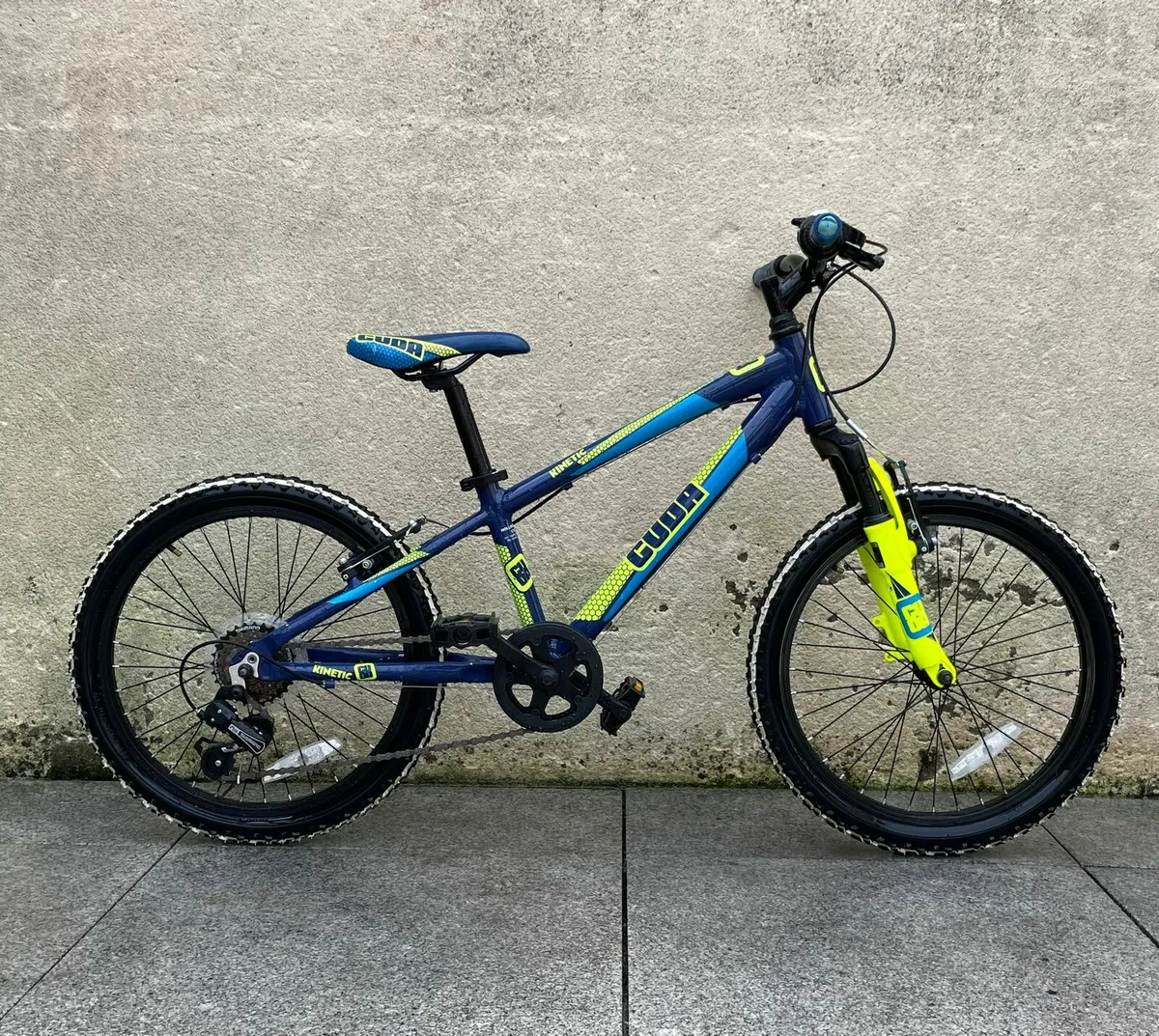 BRAND NEW boys bicycle - Image 1