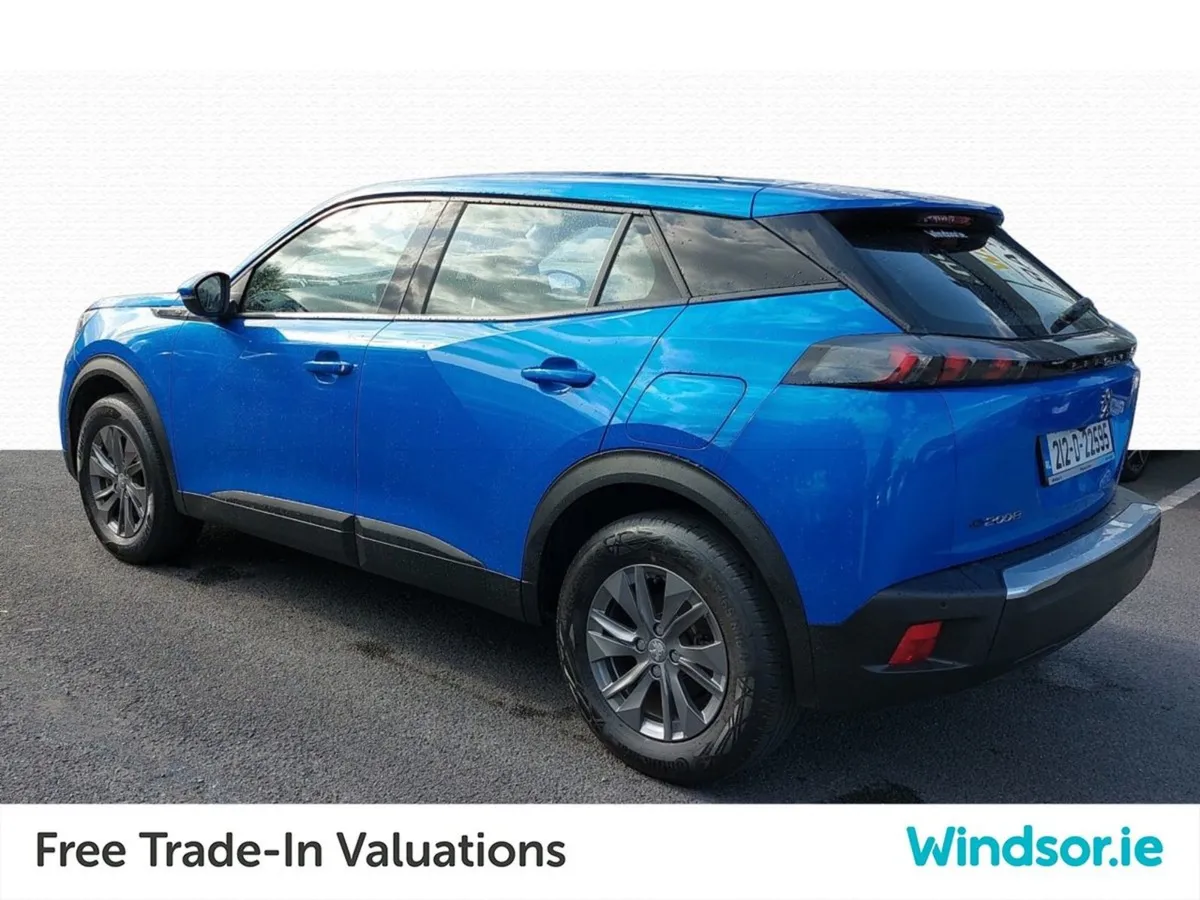 Peugeot 2008 Electric 136 bhp (50 Kwh) Active - Image 3