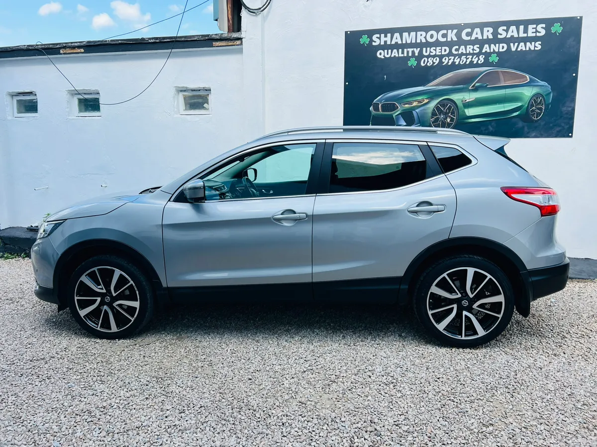 2015 Nissan Qashqai 1.5 Dci Sv **Low kms** - Image 2