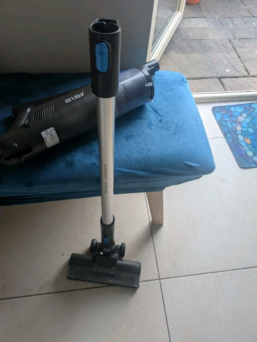Morphy Richards handheld vacuum cleaner - Image 1