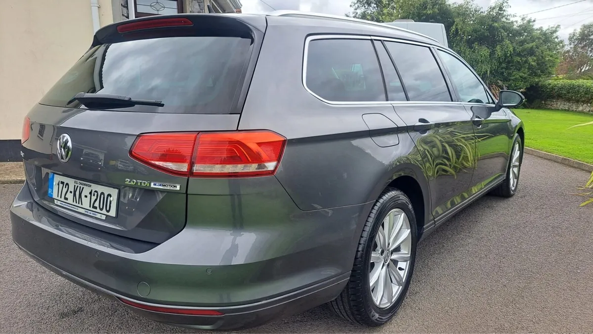 2017 VW PASSAT 2.0 L DSL. AUTOMATIC - Image 4