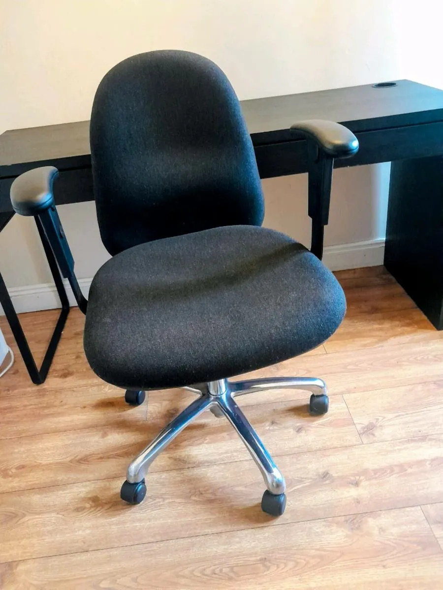 Office Chair - Image 1