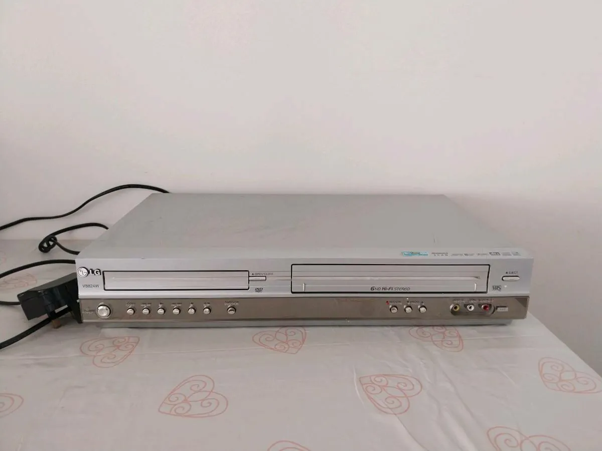 lg dvd vhs combo - Image 1