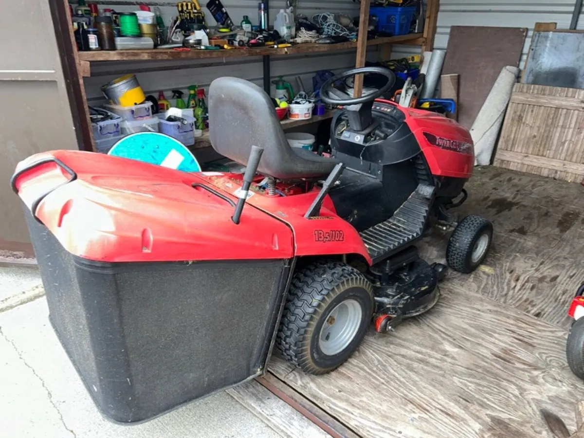 Ride-On Lawnmower - Image 2