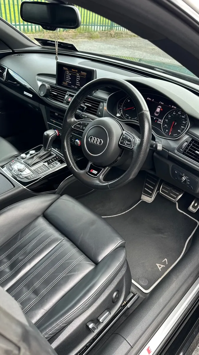 161 Audi A7 3.0 TDI 272BHP Quattro S Line Black ed - Image 4