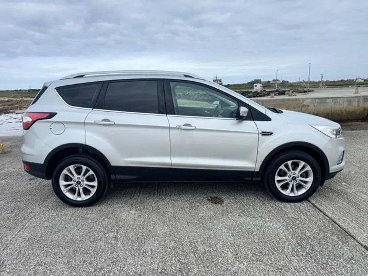 Ford Kuga Titanium 1.5tdci 120PS MAN 4DR - Image 2