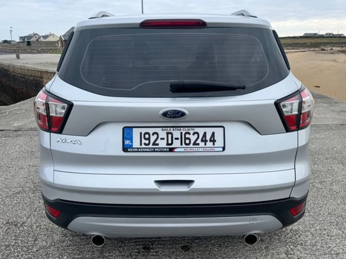 Ford Kuga Titanium 1.5tdci 120PS MAN 4DR - Image 4