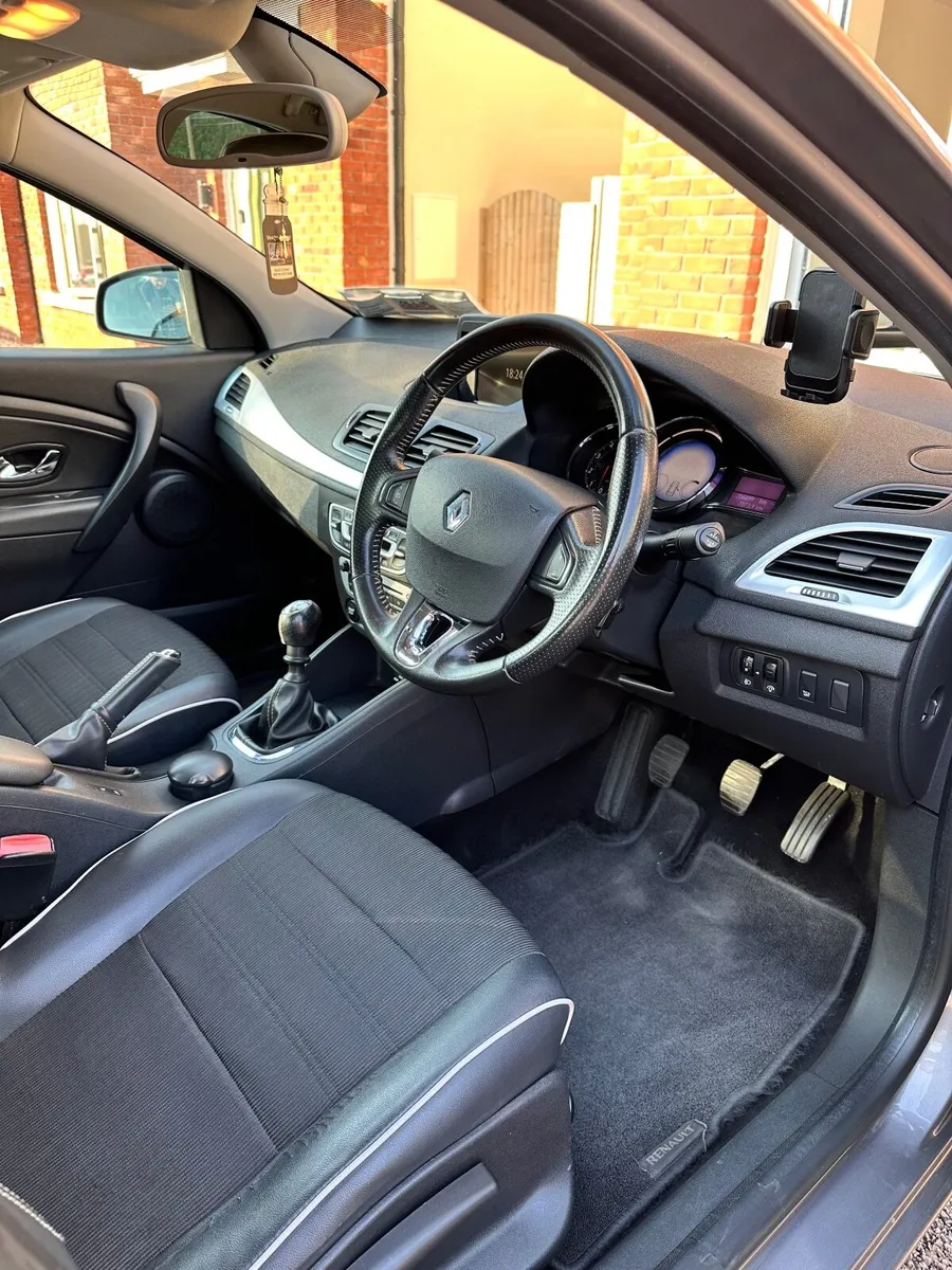 Renault Fluence R-LINK 2015. NCT 2027 - Image 4