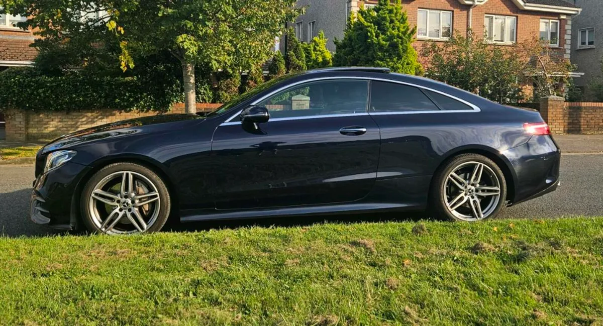 Mercedes-Benz E220 AMG line Premium Plus New NCT - Image 1