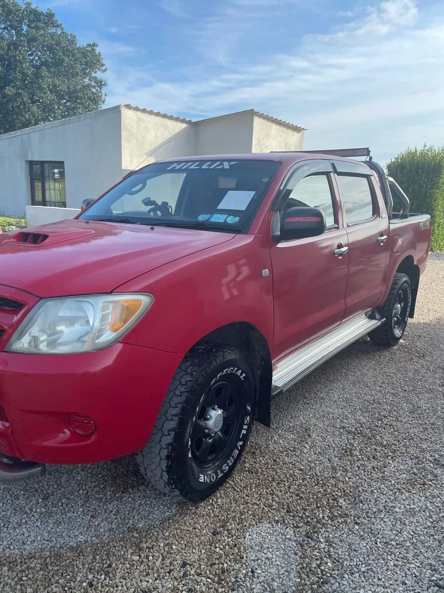 Toyota hilux - Image 1