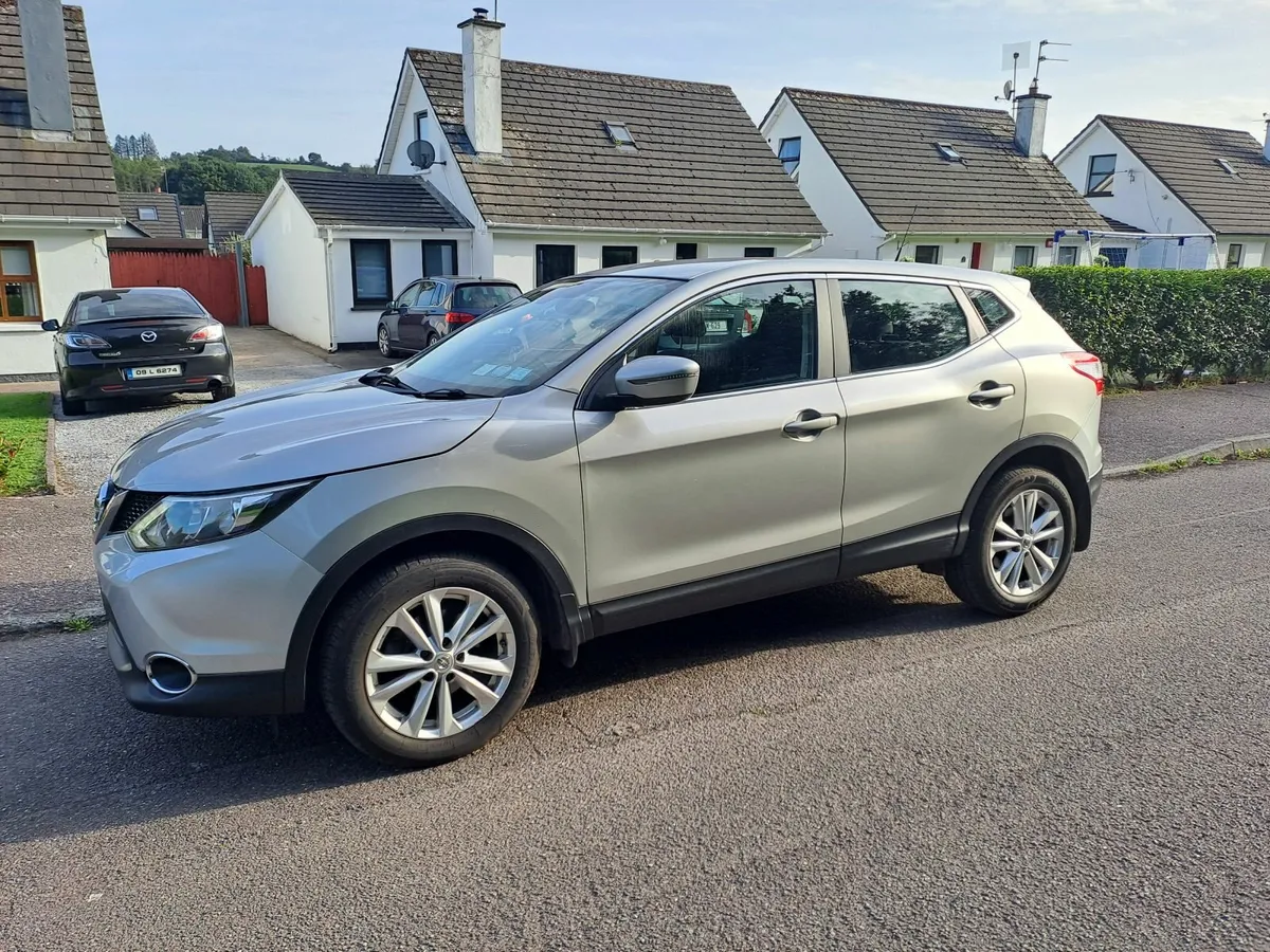 Nissan Qashqai 2015 - Image 2