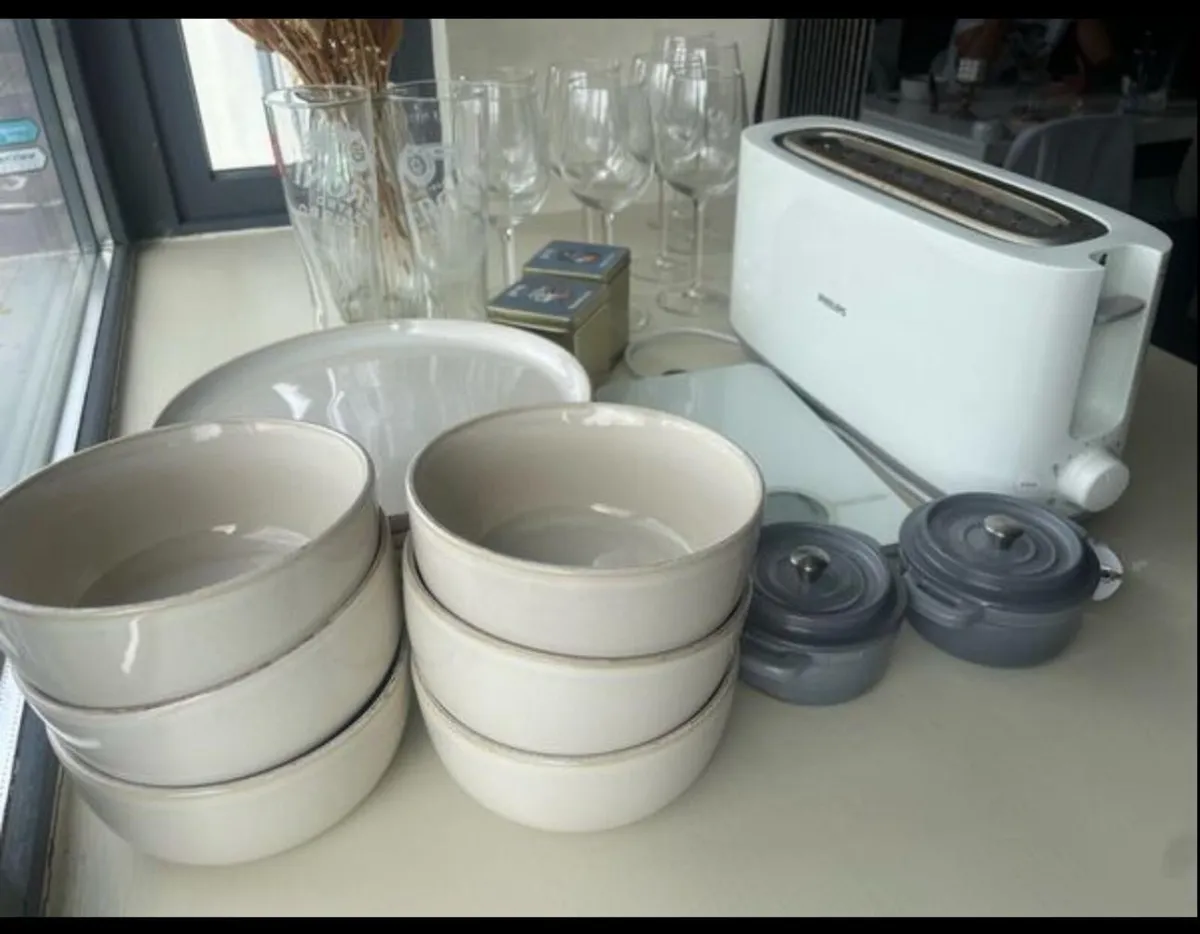 Kitchen appliances - Image 1
