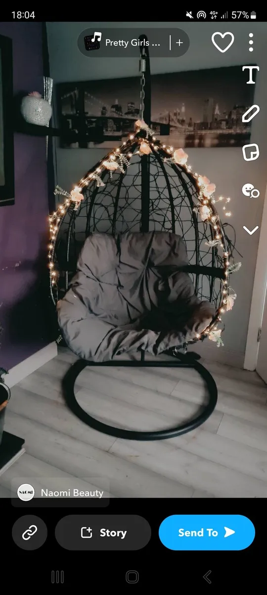 Egg chair