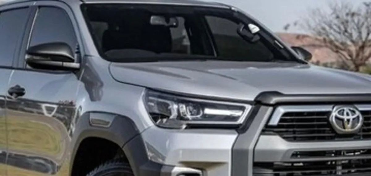 HILUX INVINCIBLE- LIKE NEW - FINANCE AVAILABLE