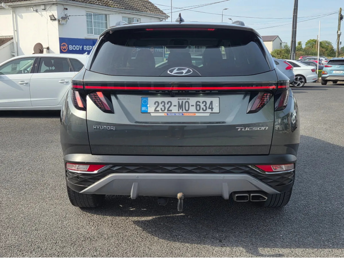 Hyundai Tucson EXECUTIVE PLUS 5DR - Image 3