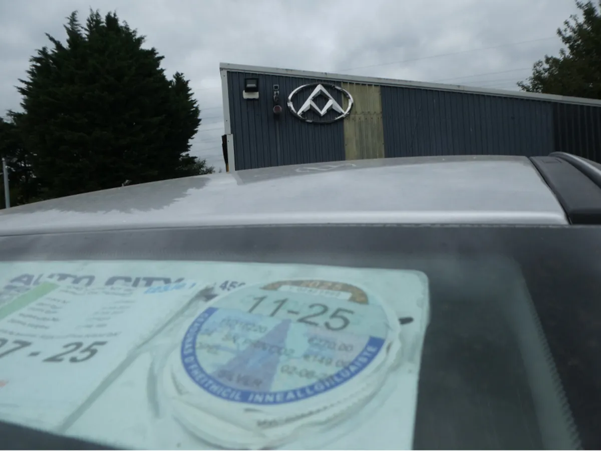 Opel Corsa SC16V NCT 7/26 TAX 11/25 - Image 4
