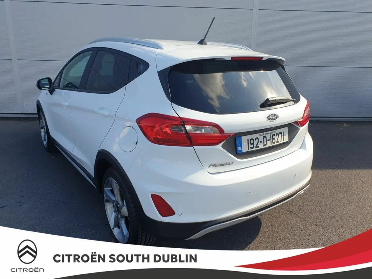 Ford Fiesta "Active" Petrol, Manual , 18000 Kilome - Image 3