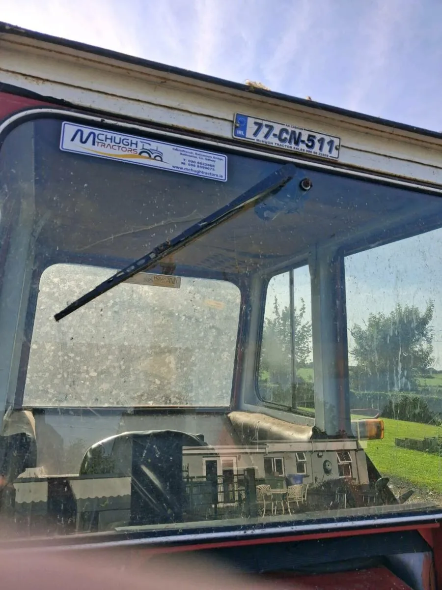 1977 International Tractor 475 - Image 2